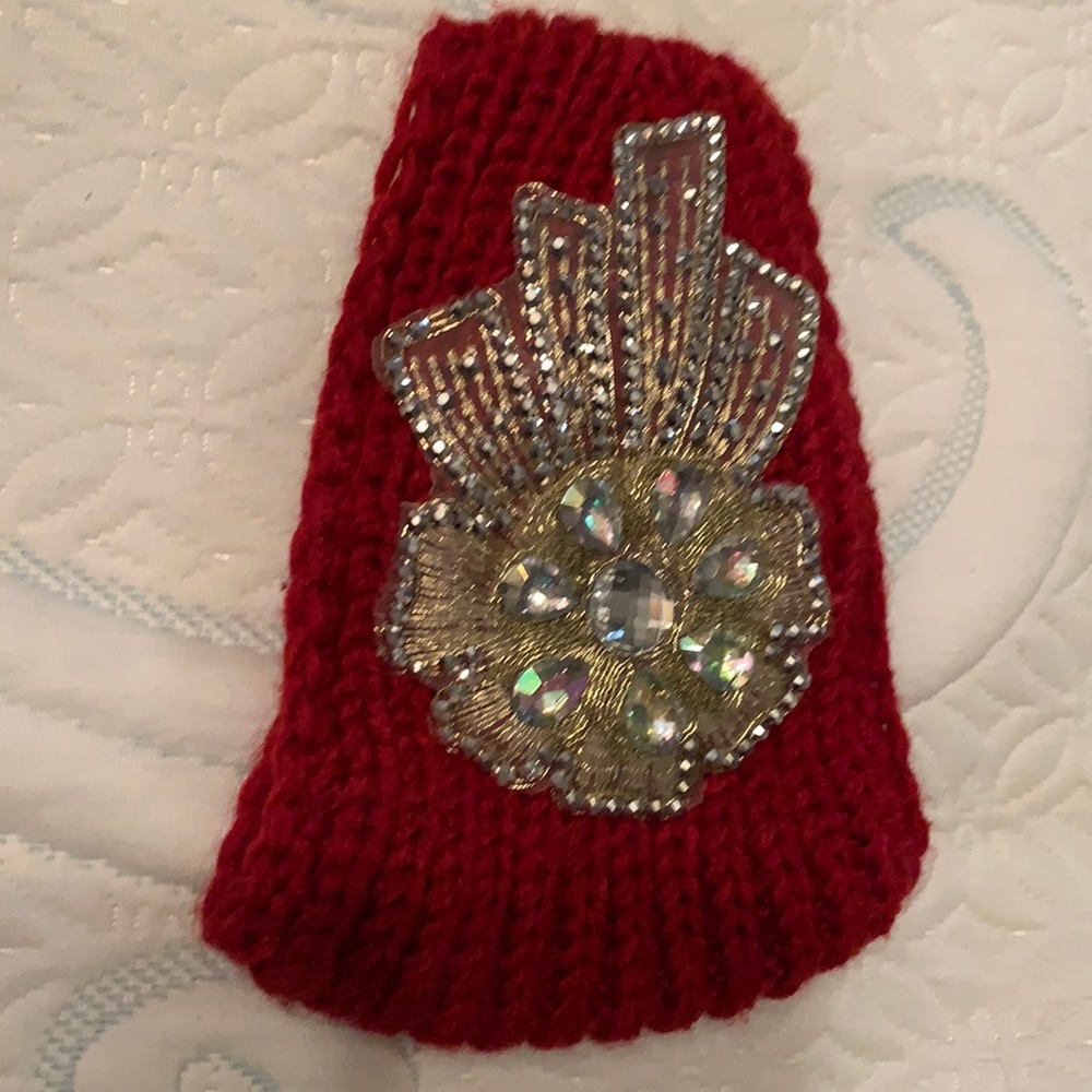 Ear warmer never worn